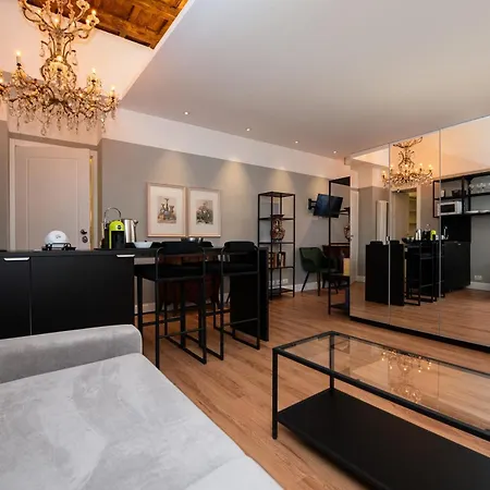 Casa vacanze Colosseum Flat Dark *